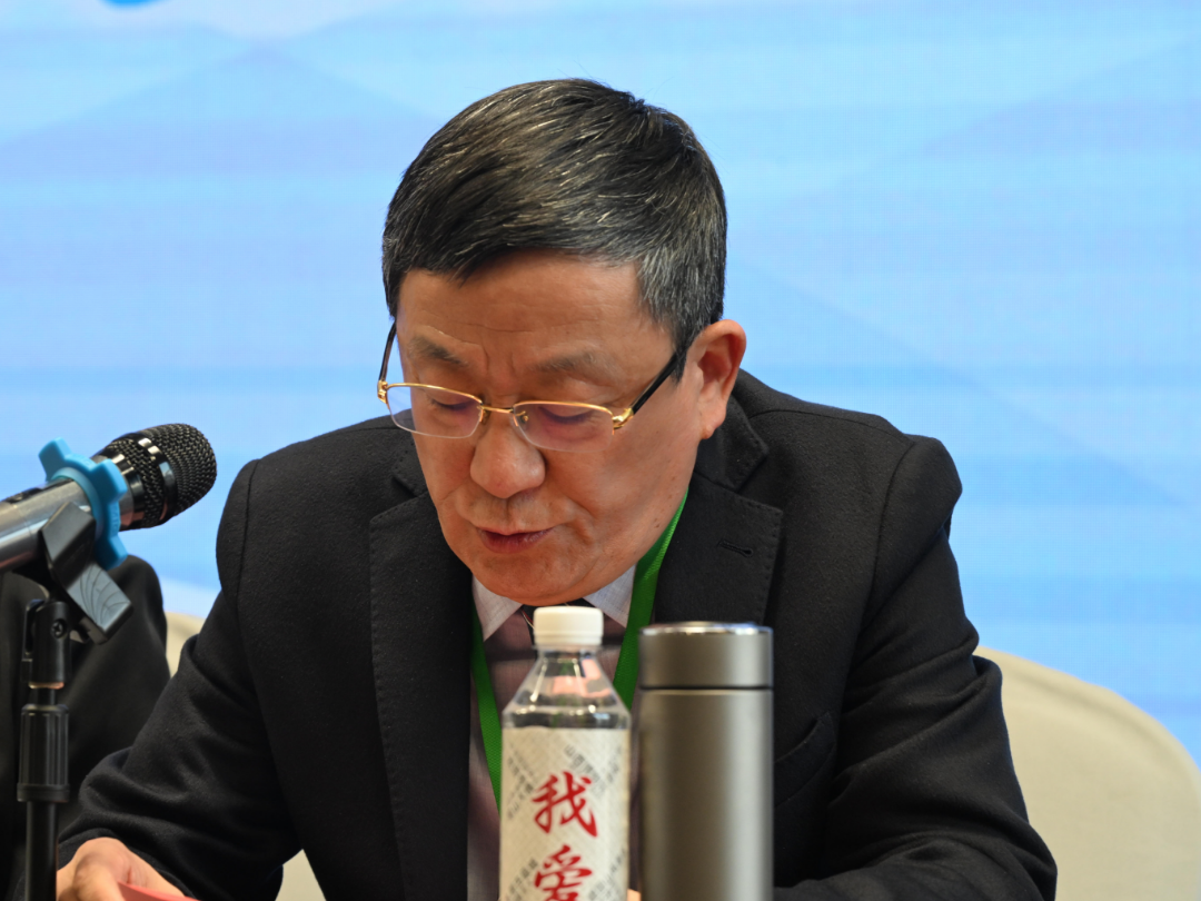 山西省有害生物防制协会第五届会员大会启幕 蓝泰集团董事长发表精彩致辞