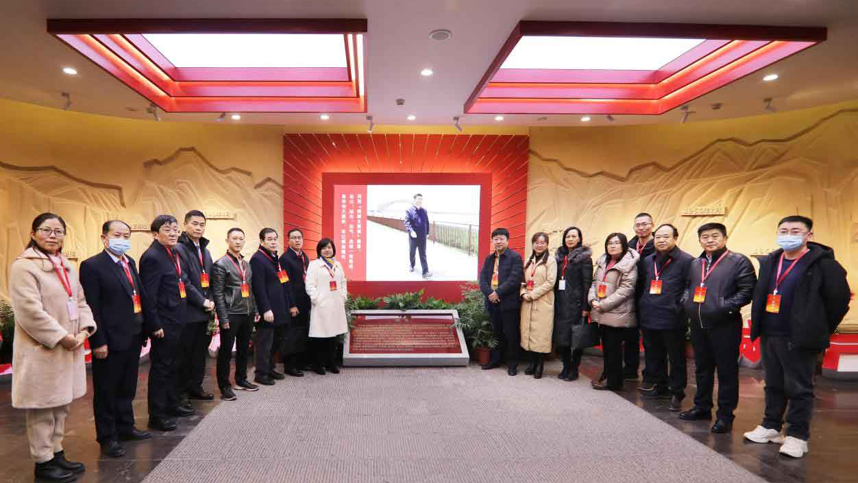 党建引领共治共享 人大代表共商共建——蓝泰集团董事长邓永红参加迎泽区人大代表视察活动